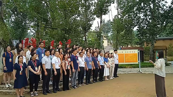 红歌教学
