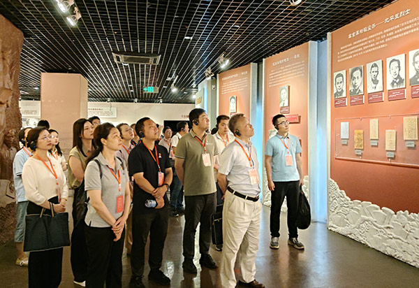 西柏坡干部学院,西柏坡红色教育