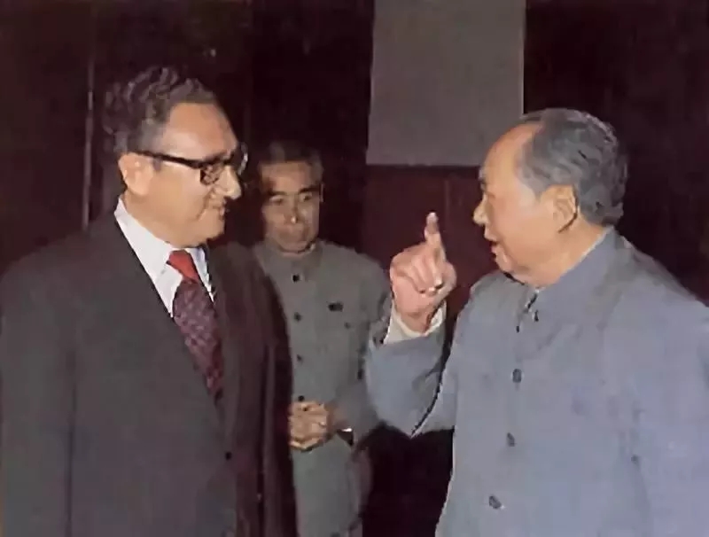 1973年2月17日，毛泽东、周恩来会见美国总统国家安全事务助理基辛格